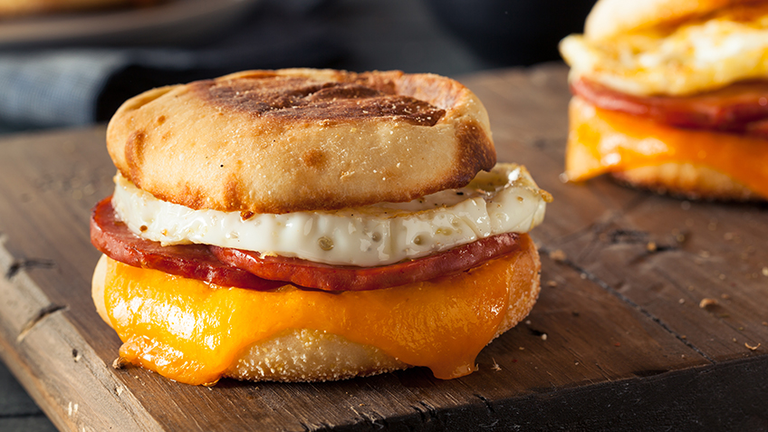 English Muffin con huevo_hch